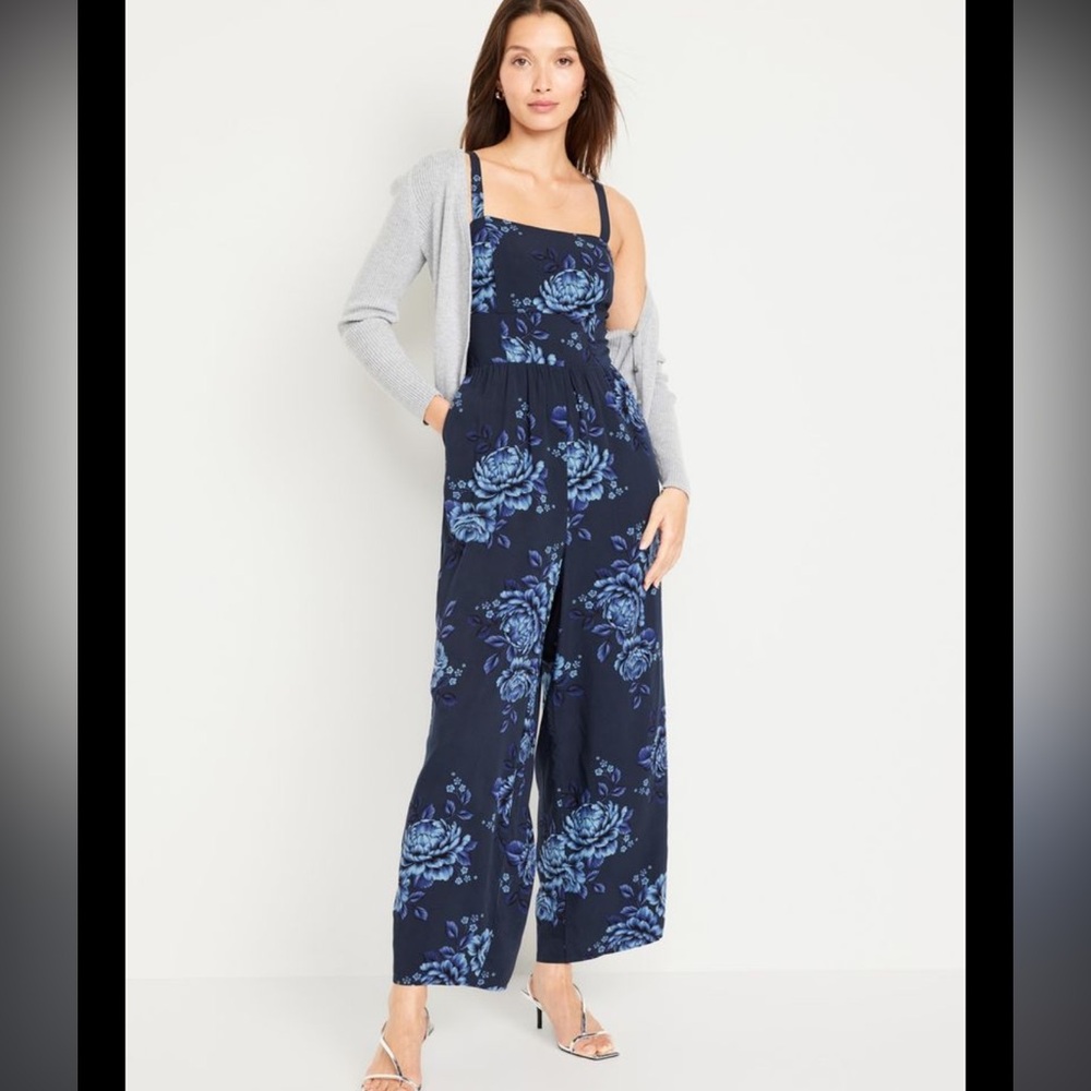 Old Navy - NWT - Fit & Flare Cami Jumpsuit - XXL - Floral Navy